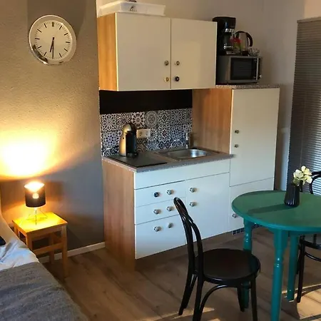 Voll Ausgestattetes Zentral Aber Ruhig Apartment *